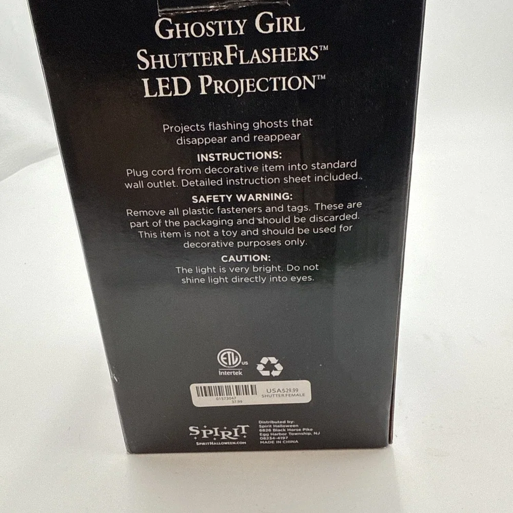 Shutter‎ Flashers™ Spooky Female Projection Spotlight - LightShow® Halloween LED